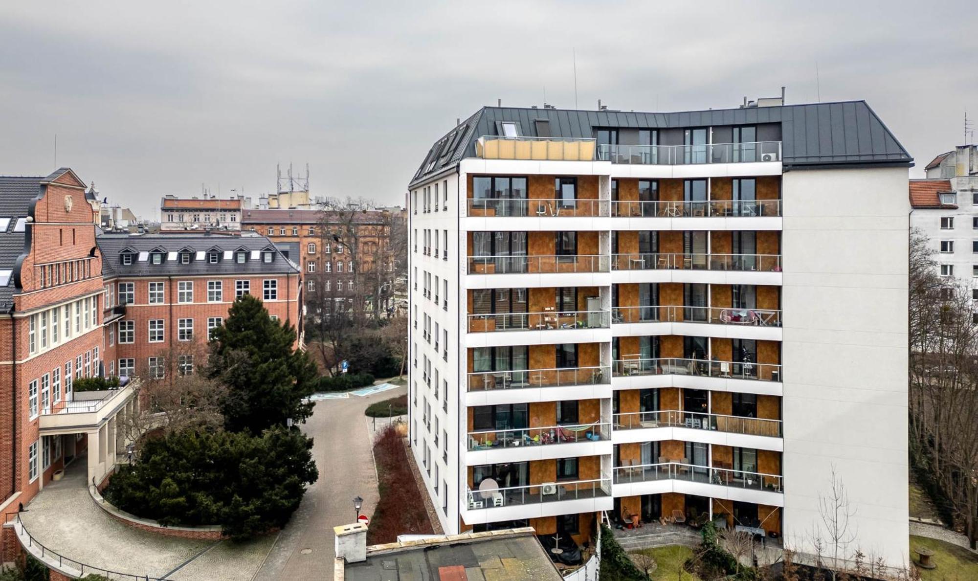 10w Free Private Parking Апартаменти